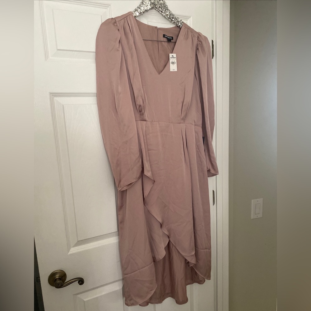 NWT express hi lo satin dress sz l